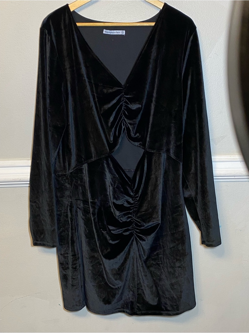 Abercrombie & Fitch Black Velvet Ruched Long Sleeve Dress